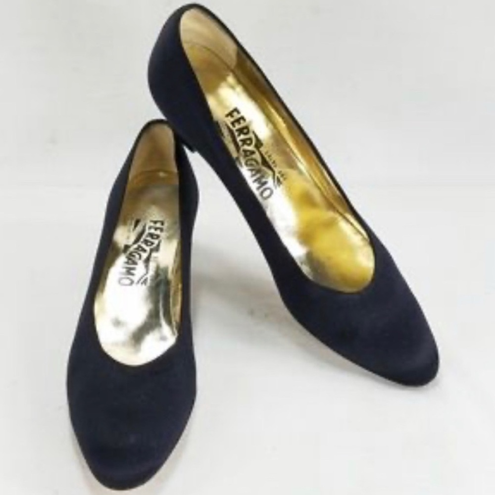 Ferragamo Satin Pumps Rounded Toe EC Size 10.5